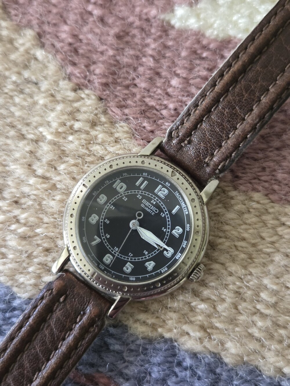 Vintage Seiko Quartz Black 24 Hr Dial Military Field Watch 31mm Womens 3Y02-0059